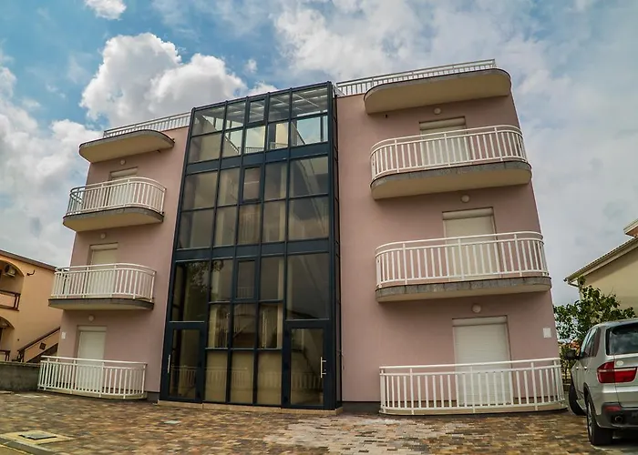 Apartments Malina