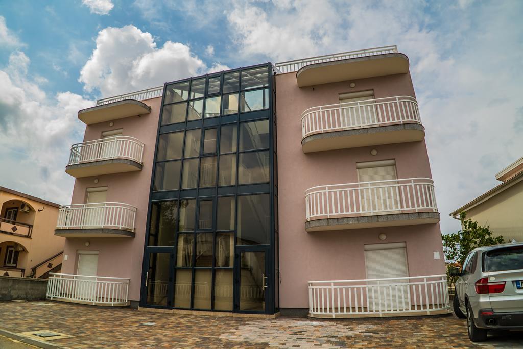 Apartment Malina Vir